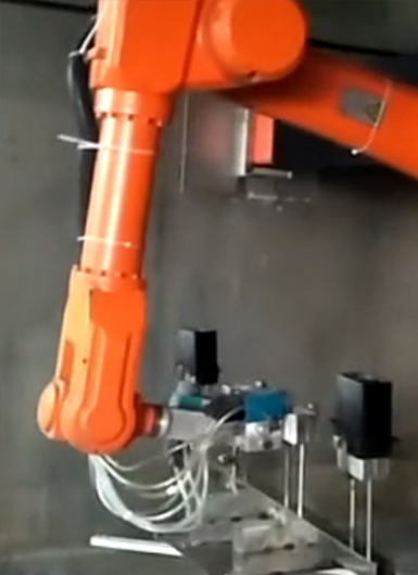 爾必地龍門(mén)噴涂機(jī)器人案例