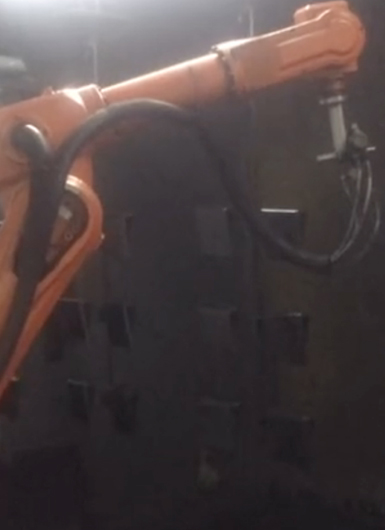 爾必地機器人跟蹤噴涂作業現場案例