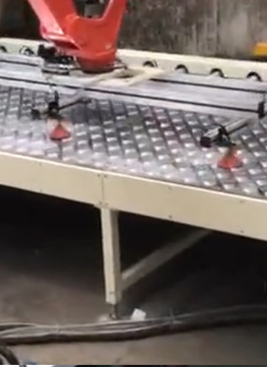 爾必地鈑金切割機器人應用案例